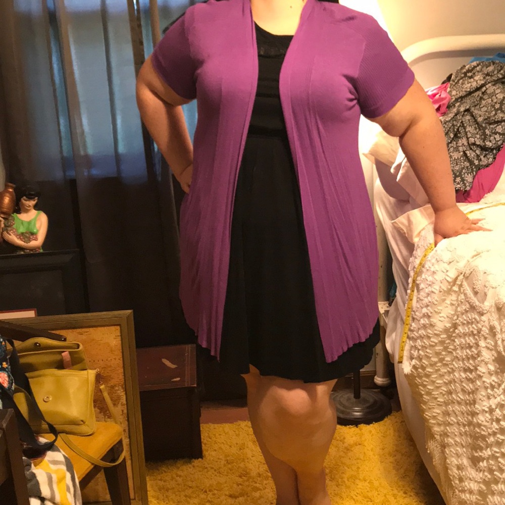 Lightweight short sleeve cardigan